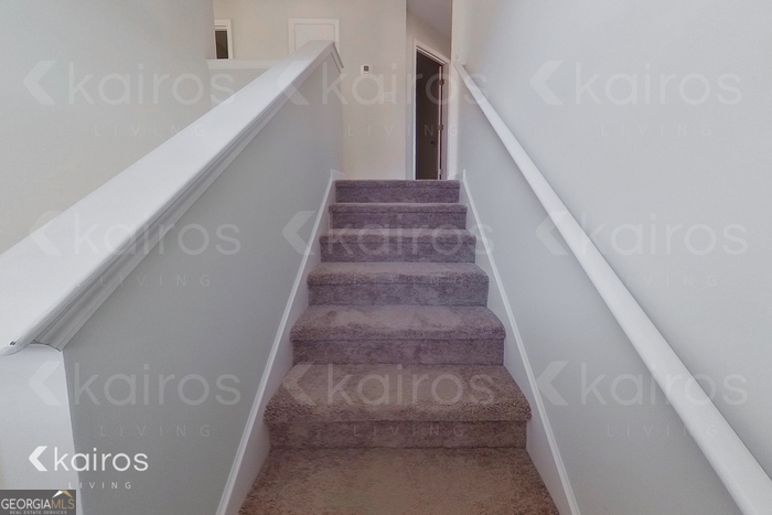 18 Duluth Drive Brunswick, GA 31525 - Photo 13 of 26 a view of entryway