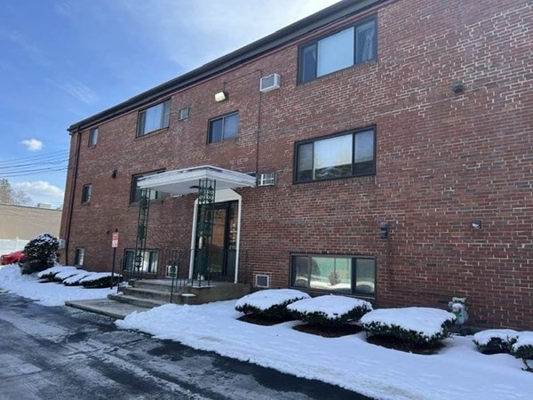 69 Nicholas Road, Unit 69I Framingham, MA 01701 - Photo 1 of 9 Gallery Image 1