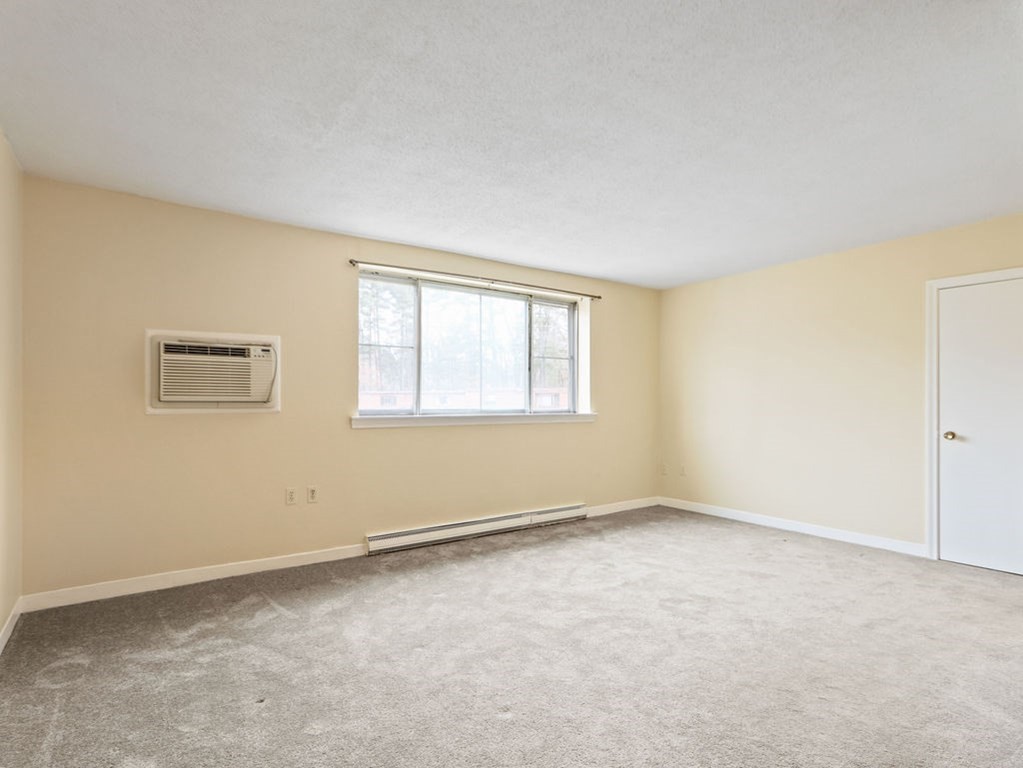 69 Nicholas Road, Unit 69I Framingham, MA 01701 - Photo 4 of 9 Gallery Image 4