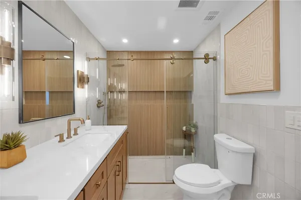 $1,388,800 | 24812 Calle El Toro Grande, Lake Forest, CA 92630