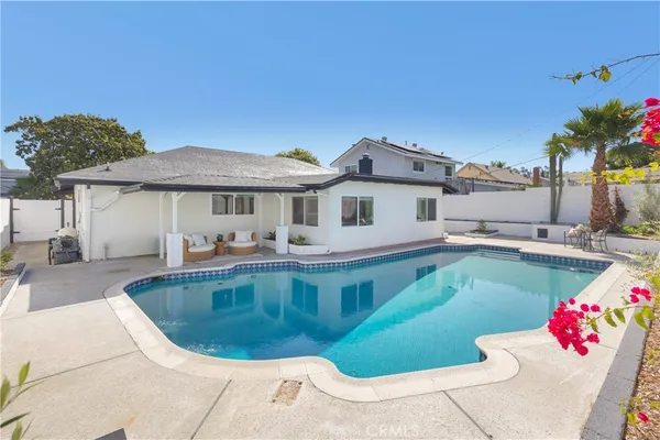 $1,388,800 | 24812 Calle El Toro Grande, Lake Forest, CA 92630