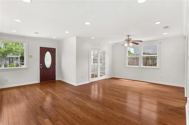 $2,500 | 5652 General Haig Street, New Orleans, LA 70124