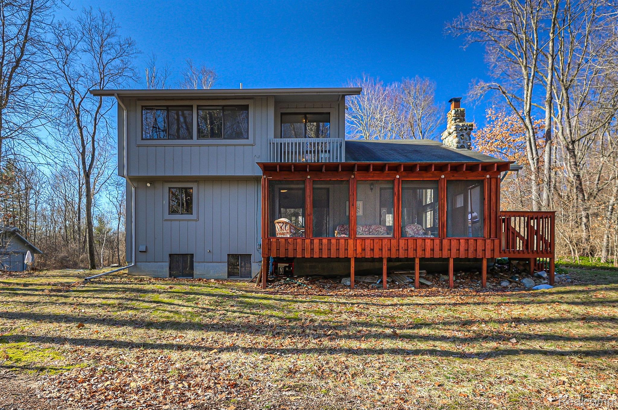 1960 East Gunn Road Rochester, MI 48306 - Photo 34 of 52 Three Seasons and Balcony