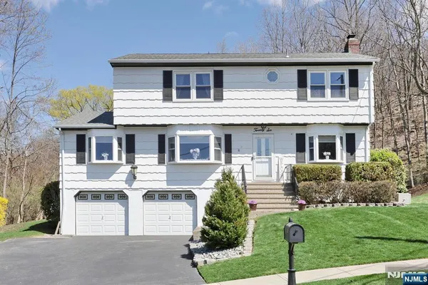 $699,900 | 26 Scrivani Drive, Wanaque, NJ 07465