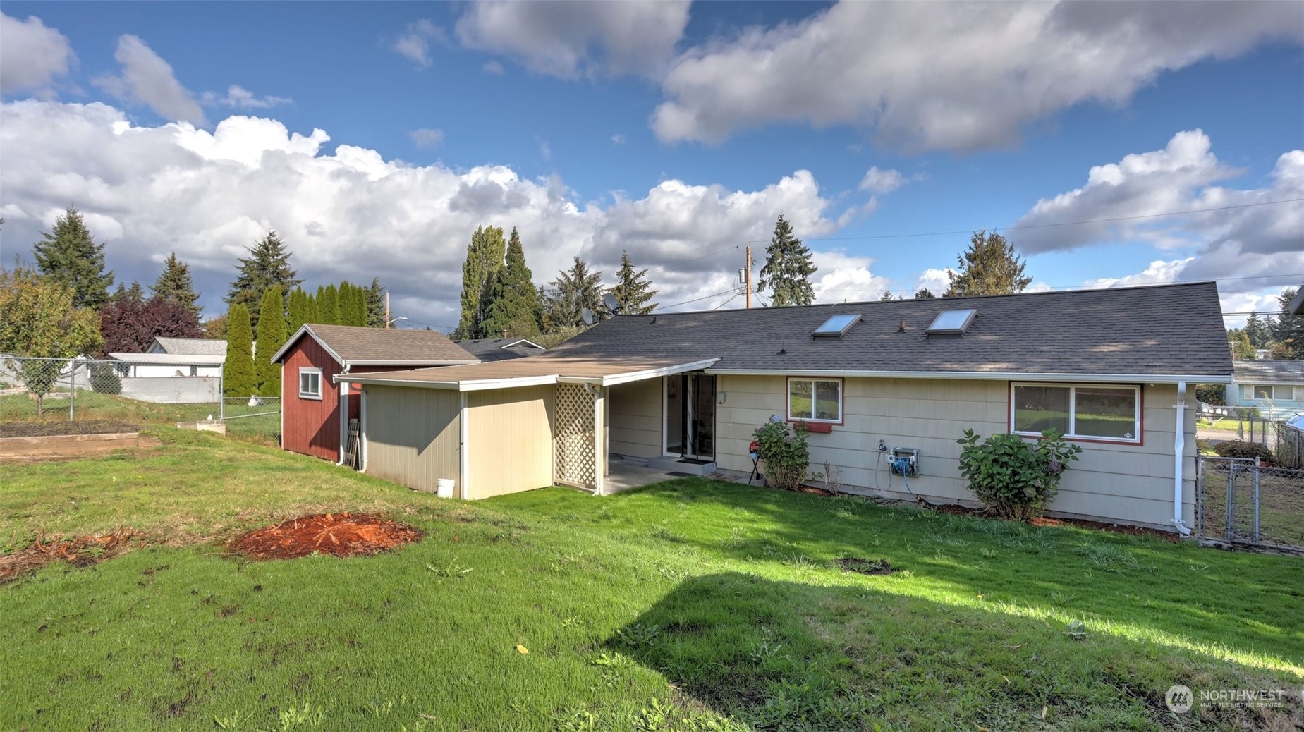 17025 124th Avenue Southeast Renton, WA 98058 - Photo 27 of 33 Gallery Image 27