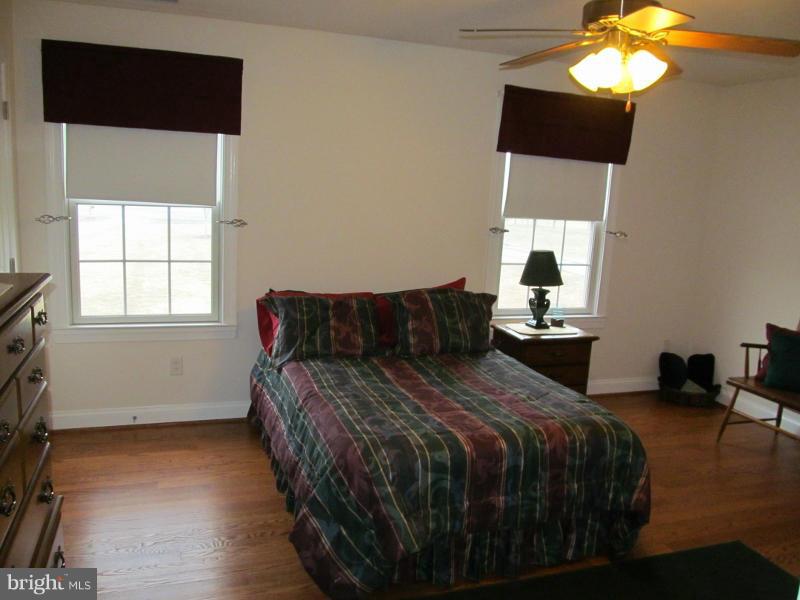 533 Bryce Road Queenstown, MD 21658 - Photo 10 of 19 Bedroom