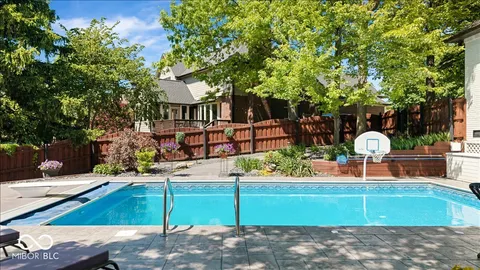 $924,900 | 8840 Bay Breeze Lane, Indianapolis, IN 46236