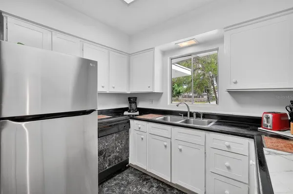 $325,000 | 436 North Beach Street, Ormond Beach, FL 32174