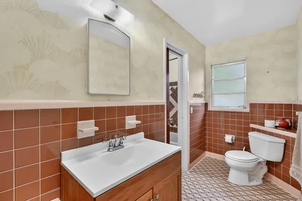 $325,000 | 436 North Beach Street, Ormond Beach, FL 32174