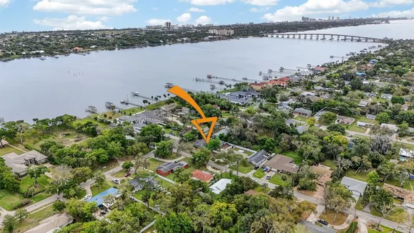 $325,000 | 436 North Beach Street, Ormond Beach, FL 32174