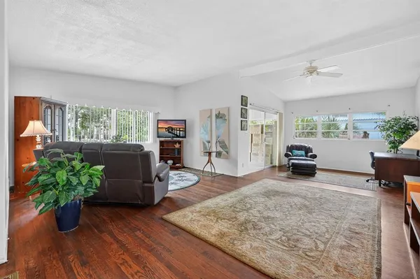 $325,000 | 436 North Beach Street, Ormond Beach, FL 32174