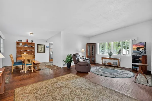 $325,000 | 436 North Beach Street, Ormond Beach, FL 32174