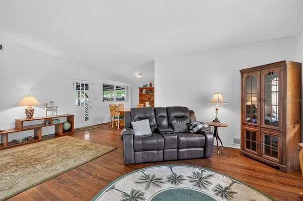 $325,000 | 436 North Beach Street, Ormond Beach, FL 32174