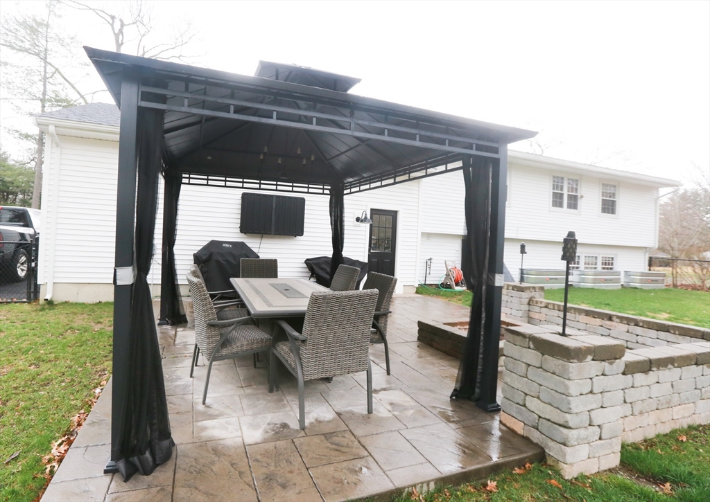 56 Titicut Road Raynham, MA 02767 - Photo 7 of 24