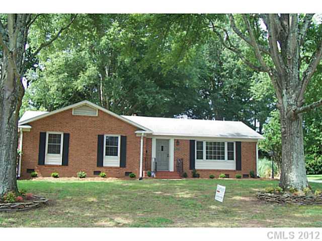 3508 Round Oak Road Charlotte, NC 28210 - Photo 1 of 16 Gallery Image 1