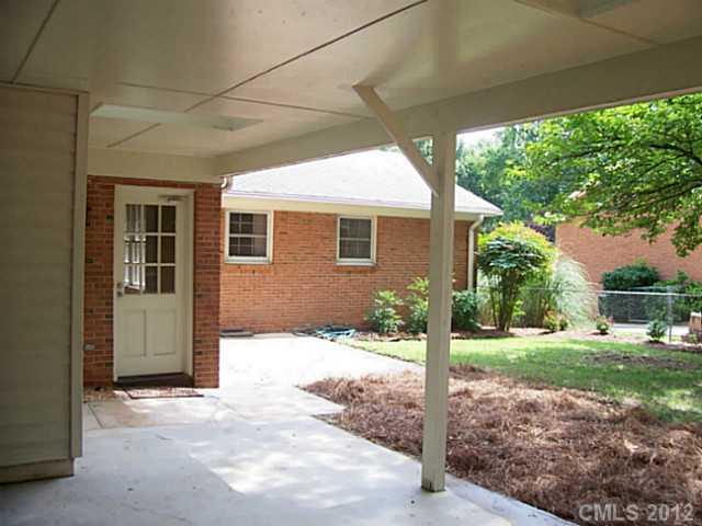 3508 Round Oak Road Charlotte, NC 28210 - Photo 14 of 16 Gallery Image 14
