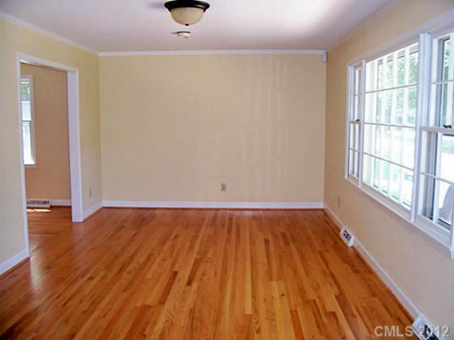 3508 Round Oak Road Charlotte, NC 28210 - Photo 3 of 16 Gallery Image 3