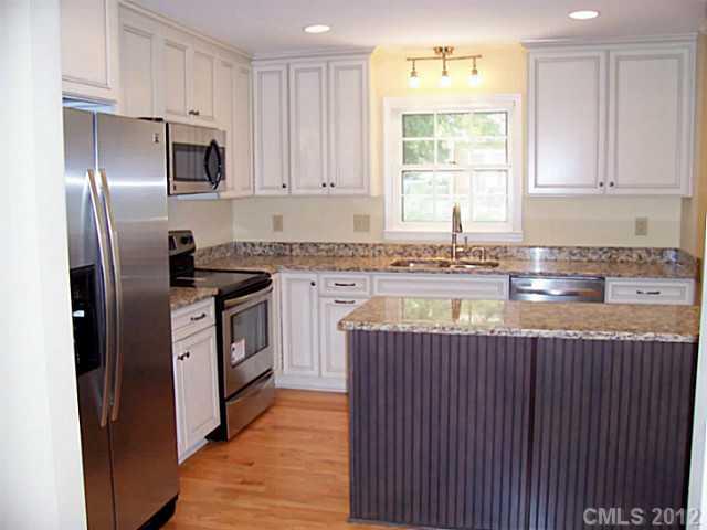 3508 Round Oak Road Charlotte, NC 28210 - Photo 6 of 16 Gallery Image 6