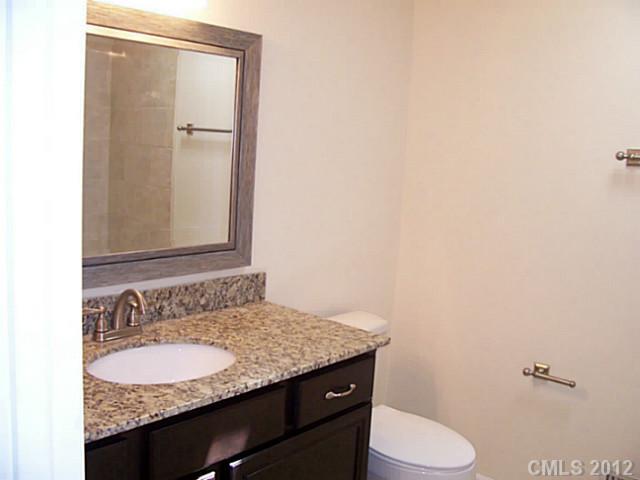 3508 Round Oak Road Charlotte, NC 28210 - Photo 9 of 16 Gallery Image 9