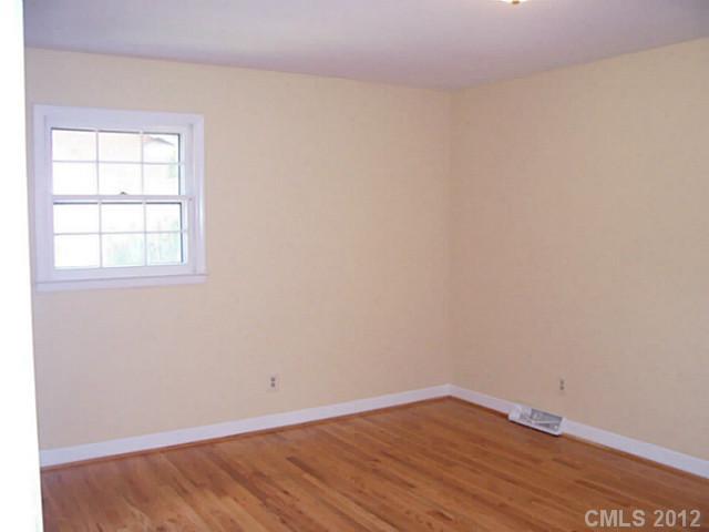 3508 Round Oak Road Charlotte, NC 28210 - Photo 10 of 16 Gallery Image 10