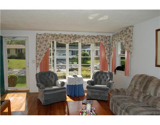 126 Viceroy Road Warwick, RI 02886 - Photo 2 of 10 Living Room.