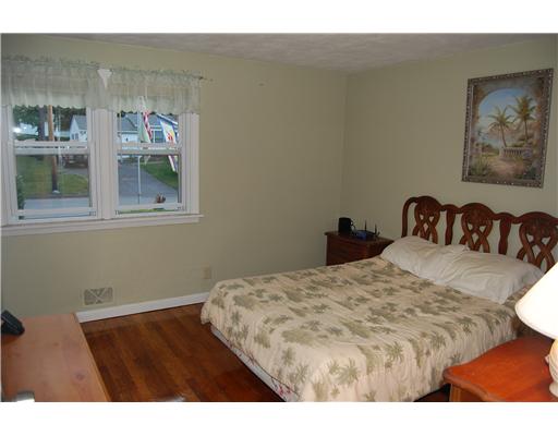 126 Viceroy Road Warwick, RI 02886 - Photo 8 of 10 Bedroom.