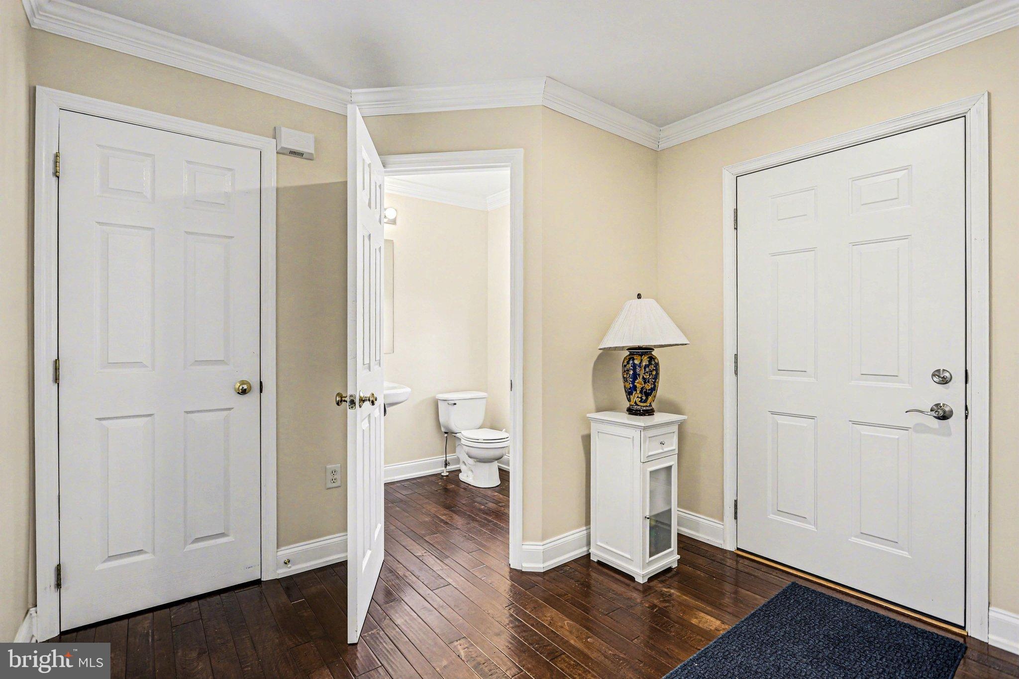 207 Edenderry Way Enola, PA 17025 - Photo 13 of 40 Inviting entryway with warm wooden floors.