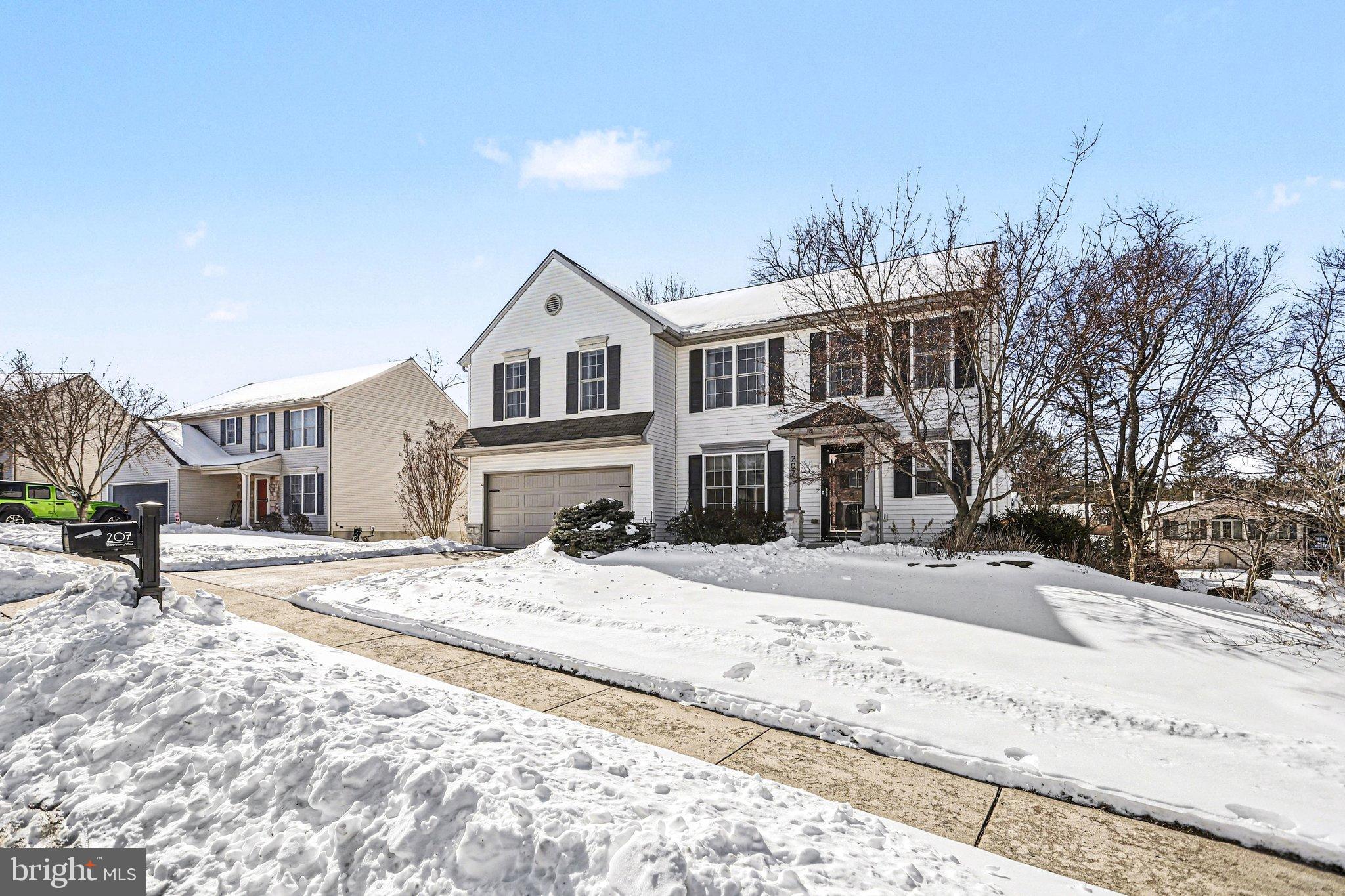 207 Edenderry Way Enola, PA 17025 - Photo 4 of 40 Charming home nestled in a winter wonderland.