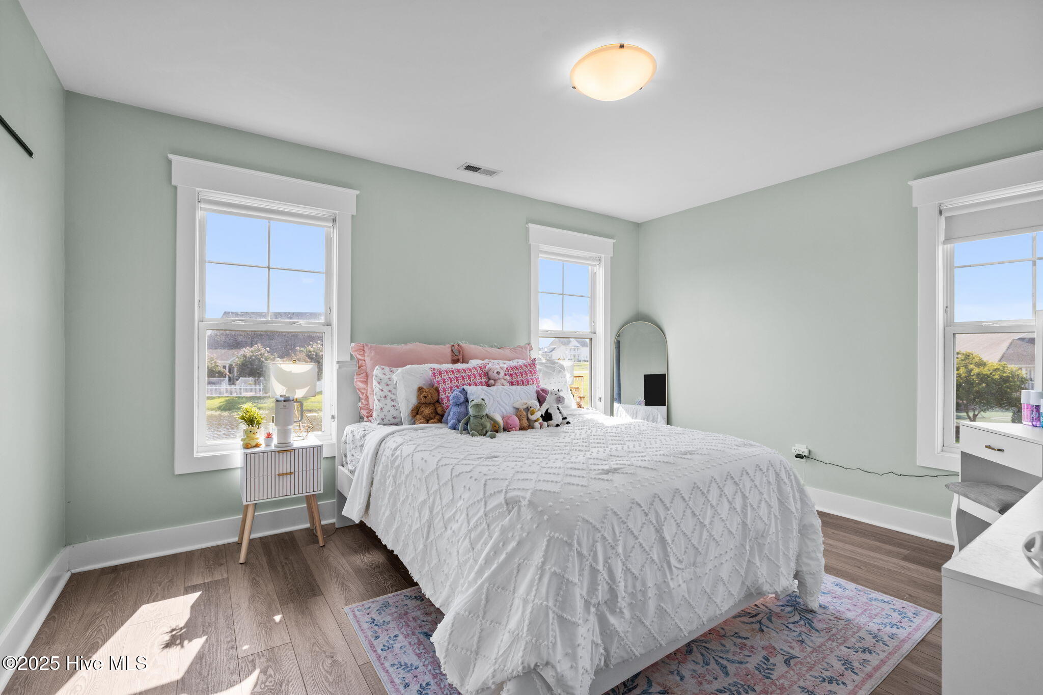 1710 Olde Farm Road Morehead City, NC 28557 - Photo 11 of 51 Upstairs Bedroom