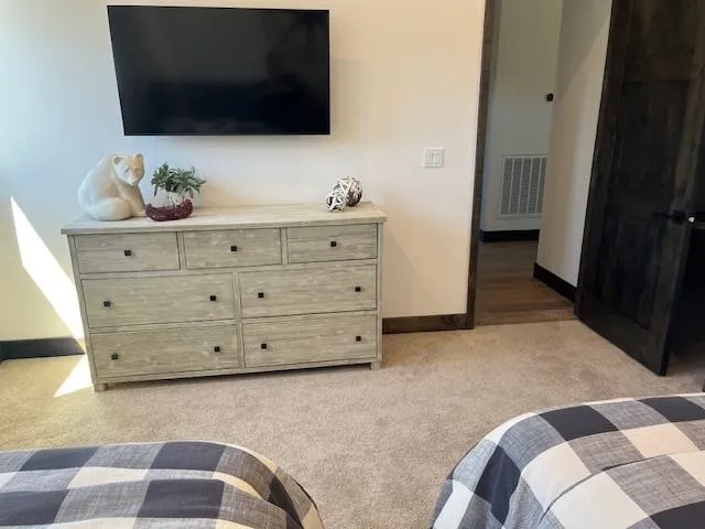 a view of a livingroom with furniture