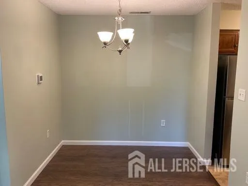 a view of a livingroom with an entryway