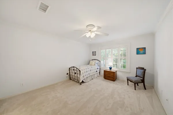 $1,685,000 | 3 Martin Lane, Spring Valley Village, TX 77055