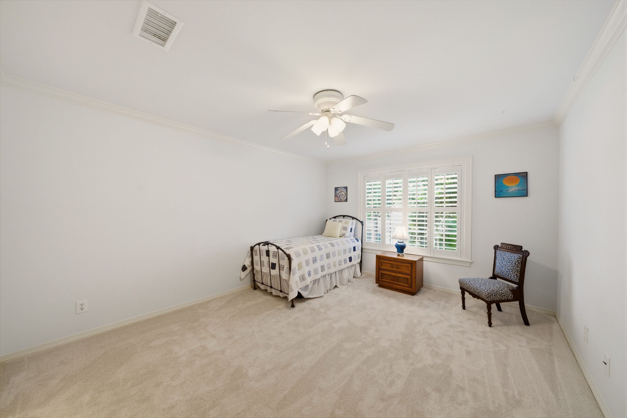 3 Martin Lane Spring Valley Village, TX 77055 - Photo 20 of 32 Guest Bedroom.