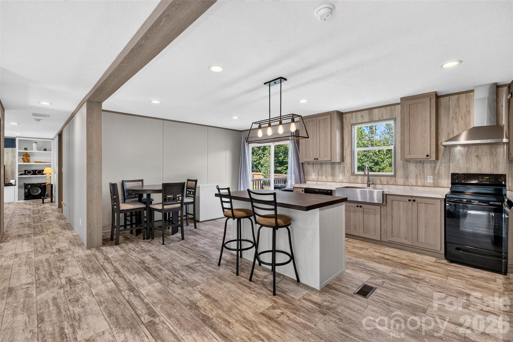 316 Oak Grove Road Landrum, SC 29356 - Photo 8 of 40 Gallery Image 8