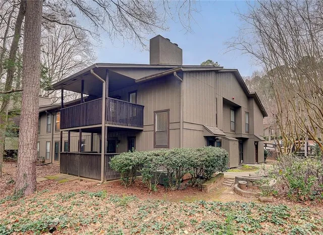 $229,900 | 1804 Cumberland Court Southeast, Smyrna, GA 30080