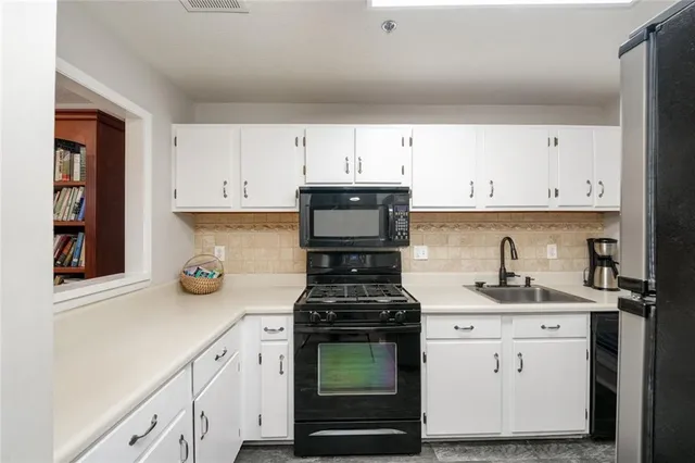 $229,900 | 1804 Cumberland Court Southeast, Smyrna, GA 30080