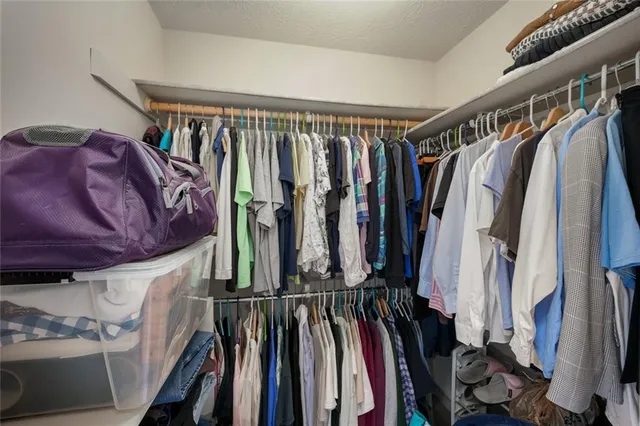 $229,900 | 1804 Cumberland Court Southeast, Smyrna, GA 30080