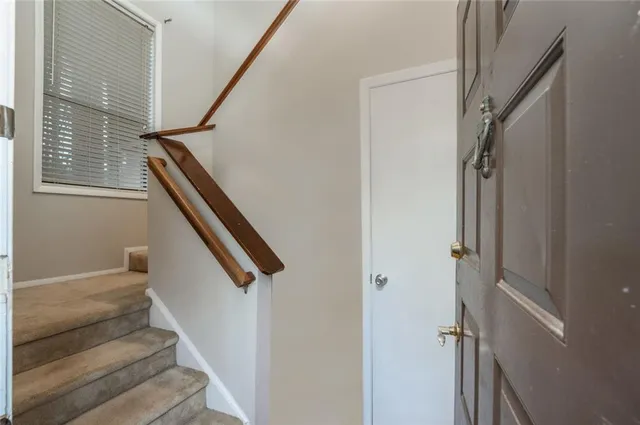 $229,900 | 1804 Cumberland Court Southeast, Smyrna, GA 30080