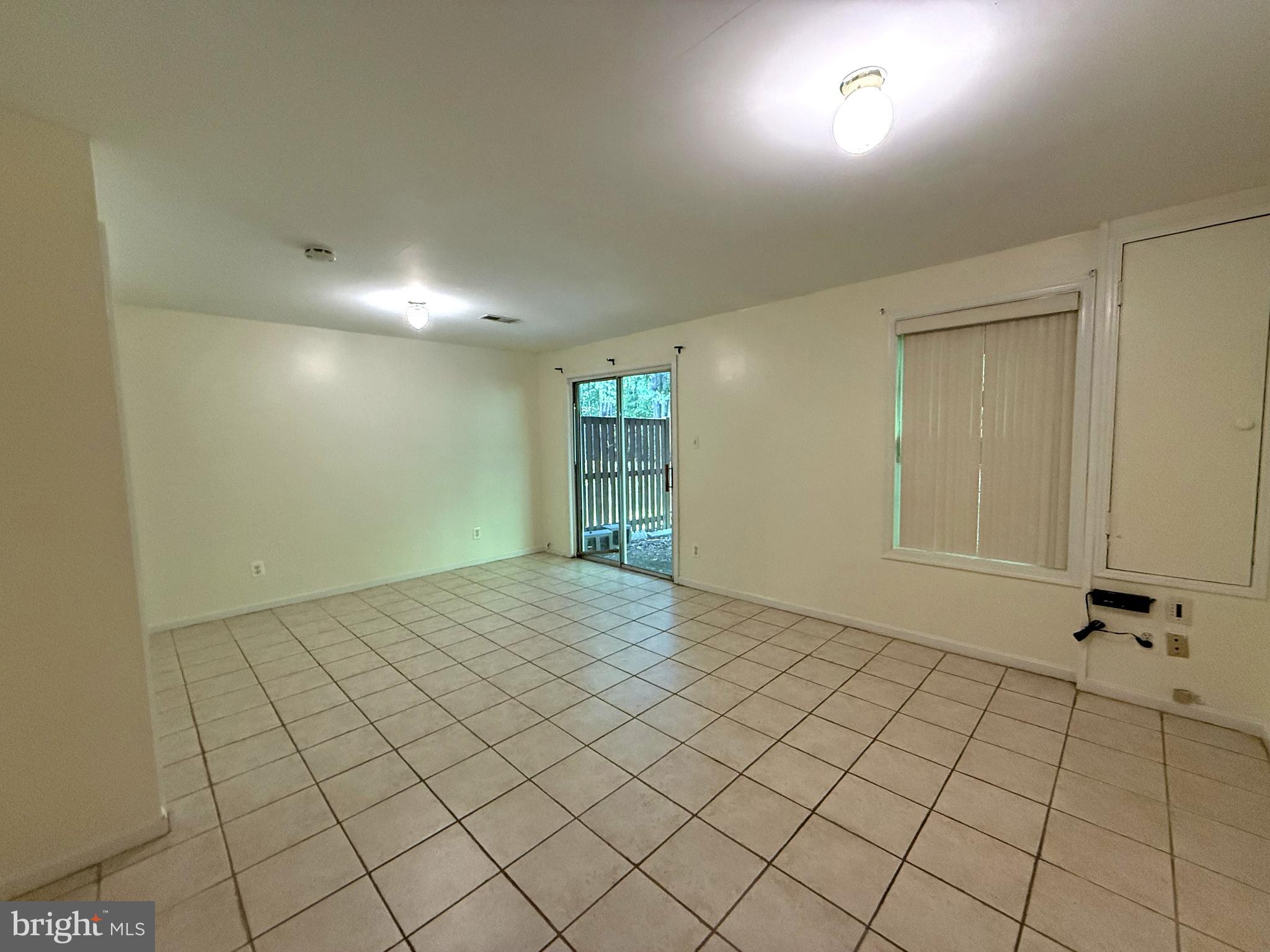 11 Wimbledon Court Silver Spring, MD 20906 - Photo 18 of 21 a view of an empty room