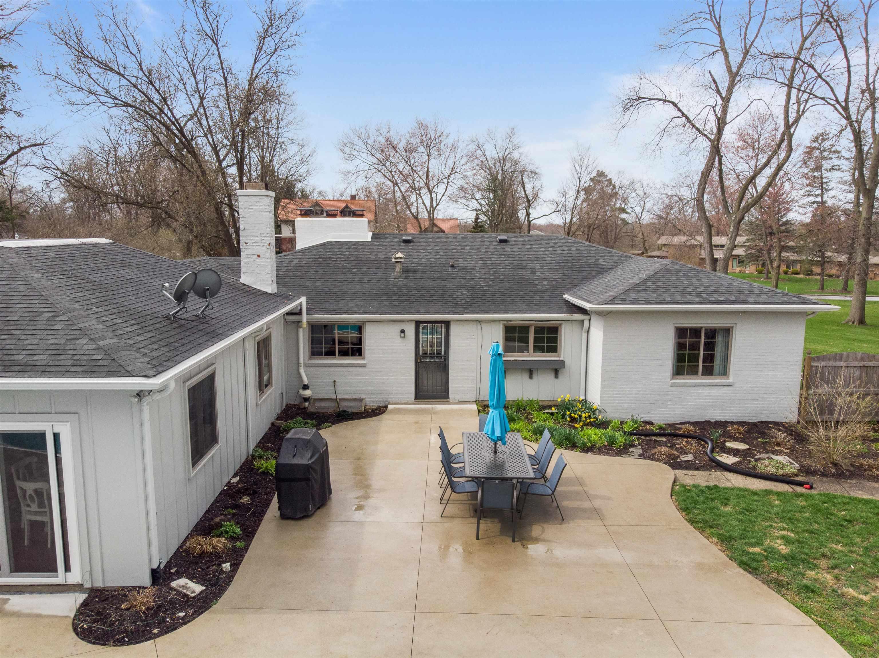 4201 Old Mill Road Fort Wayne, IN 46807 - Photo 4 of 36