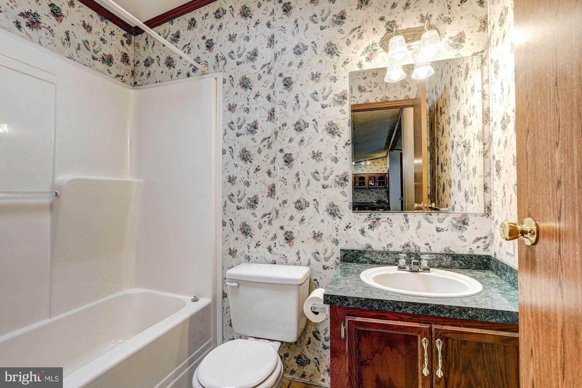 2814 Shaff Road Rohrersville, MD 21779 - Photo 12 of 33 Full Bath