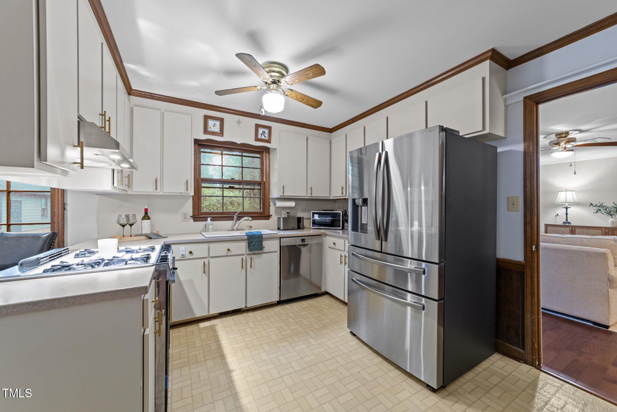8509 Oneal Road Raleigh, NC 27613 - Photo 9 of 45 19-web-or-mls-3D5A2348