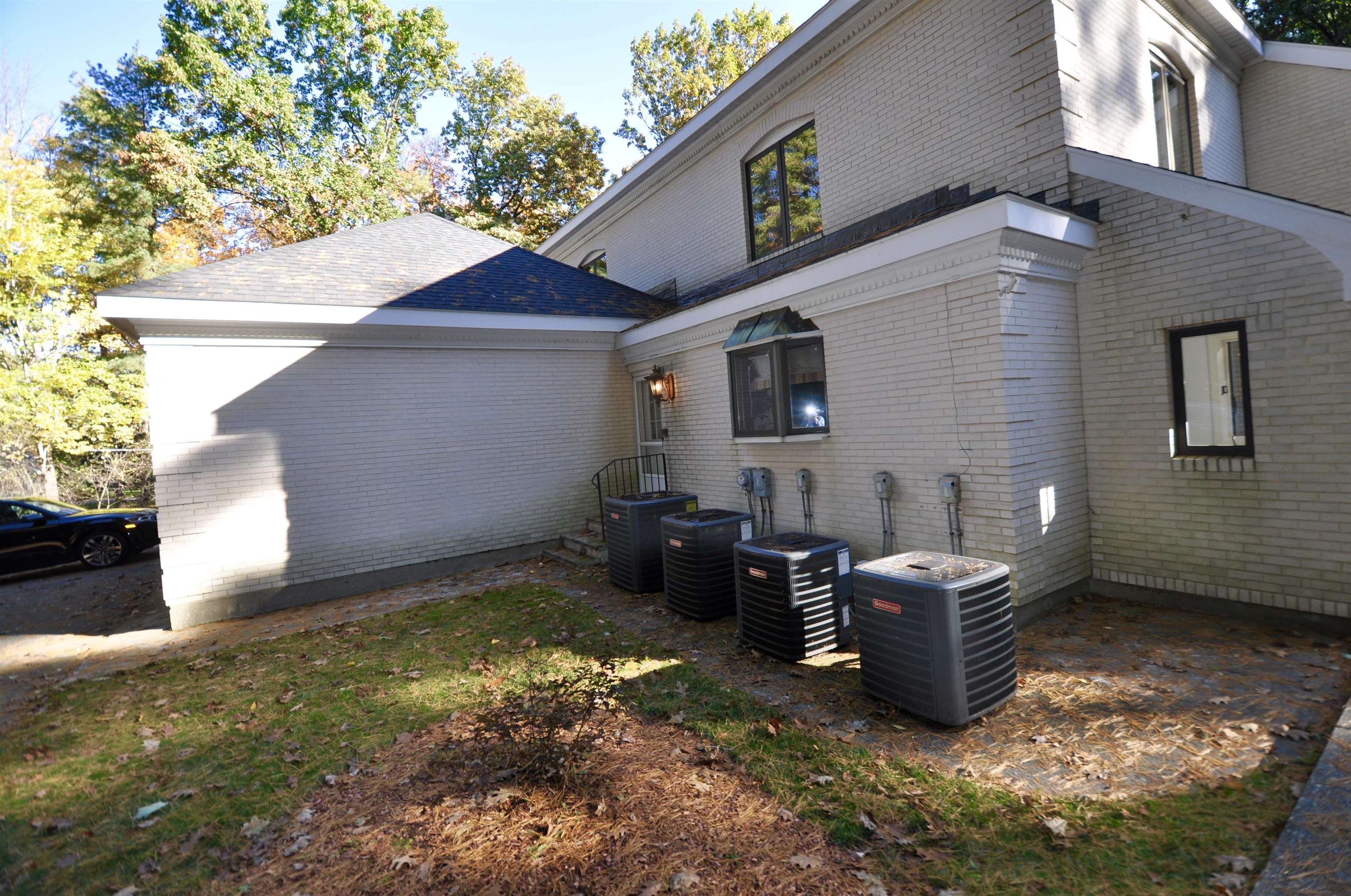 32 Indian Rock Road Nashua, NH 03063 - Photo 8 of 38