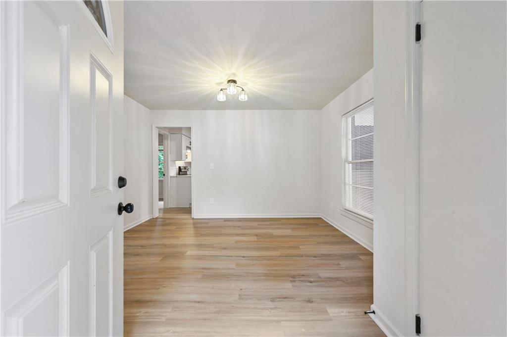 2529 Riggs Drive Atlanta, GA 30344 - Photo 2 of 26 Gallery Image 2