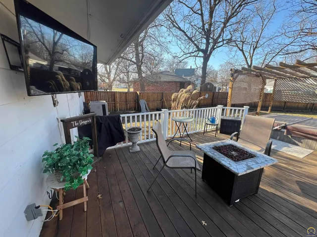 $339,900 | 703 Castle Street, Seneca, KS 66538