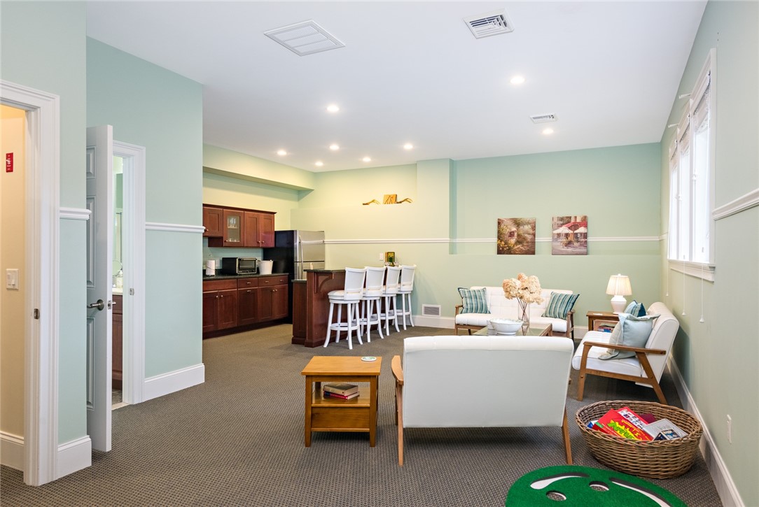 8 Kettle Cl Westerly, RI 02891 - Photo 24 of 39 Lower level family room has a walk out.