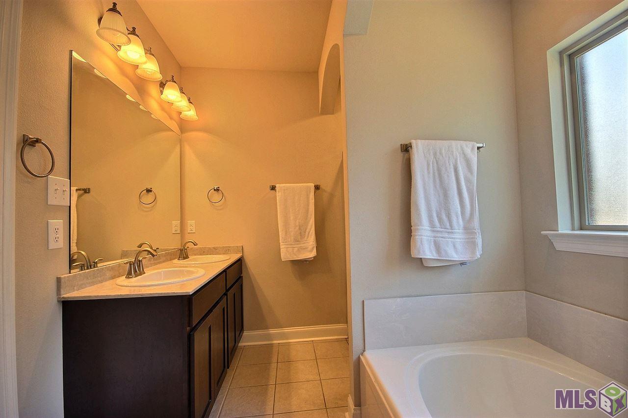 22652 Timber Ridge Drive Denham Springs, LA 70726 - Photo 12 of 18 Gallery Image 12