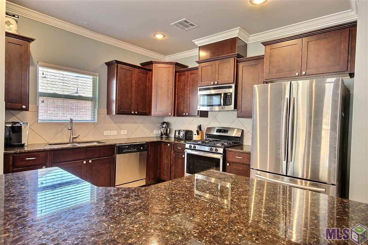 22652 Timber Ridge Drive Denham Springs, LA 70726 - Photo 6 of 18 Gallery Image 6