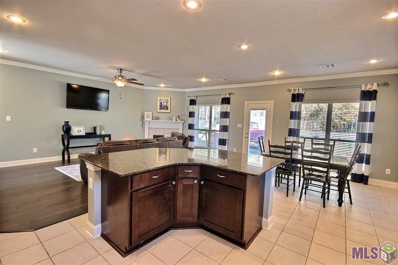 22652 Timber Ridge Drive Denham Springs, LA 70726 - Photo 7 of 18 Gallery Image 7