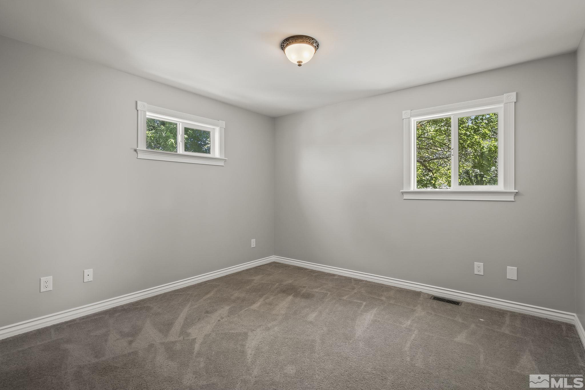 3030 Farm District Road Fernley, NV 89408 - Photo 12 of 25 Photo 12